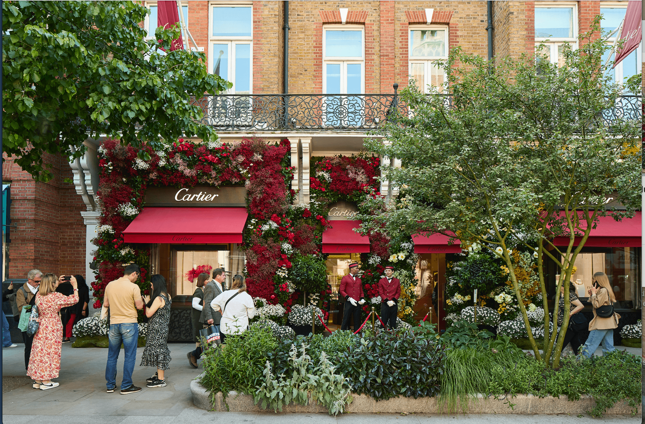 SW1X Space - Knightsbrige Place - Cartier