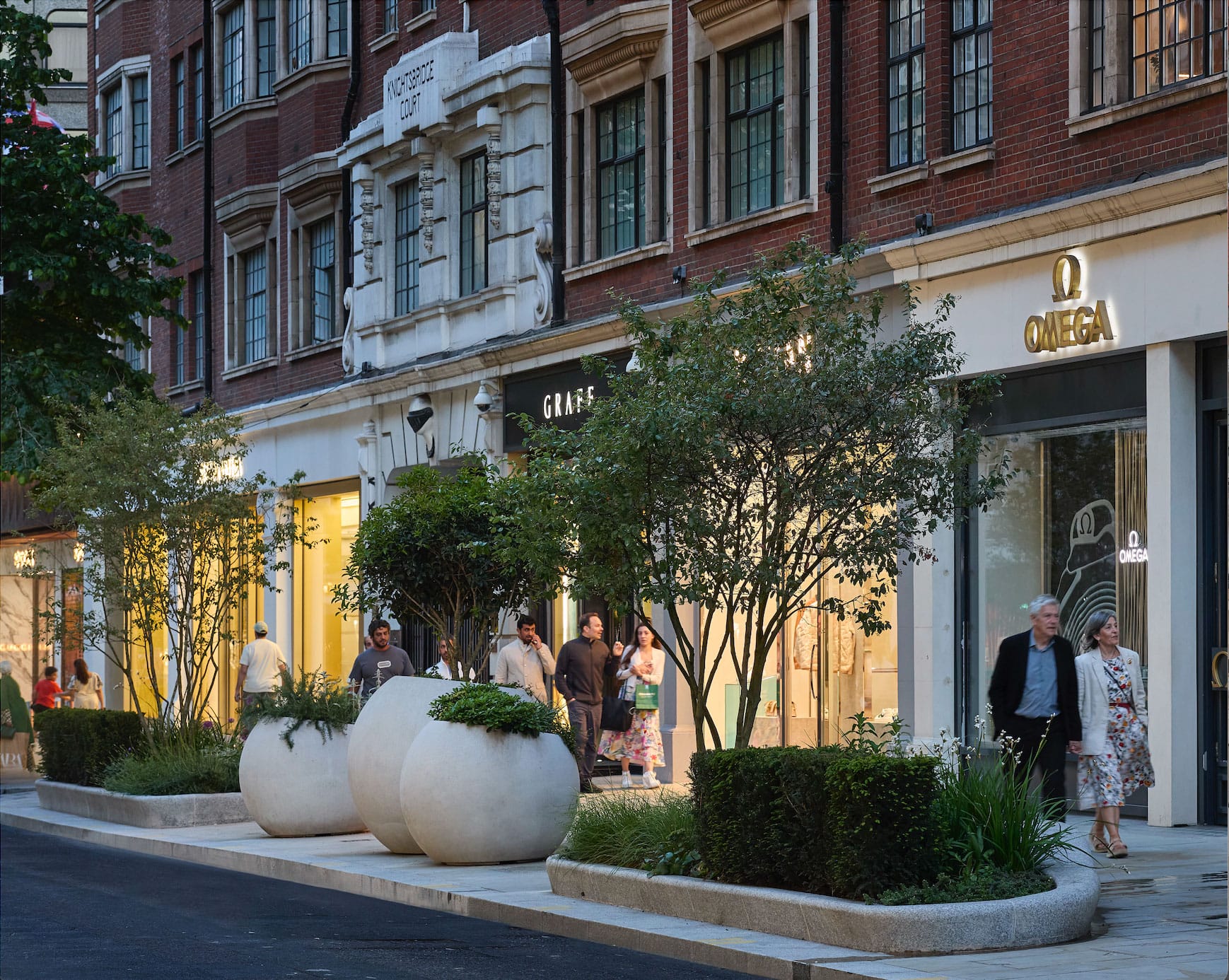 SW1X Space -Knightsbridge Court Omega